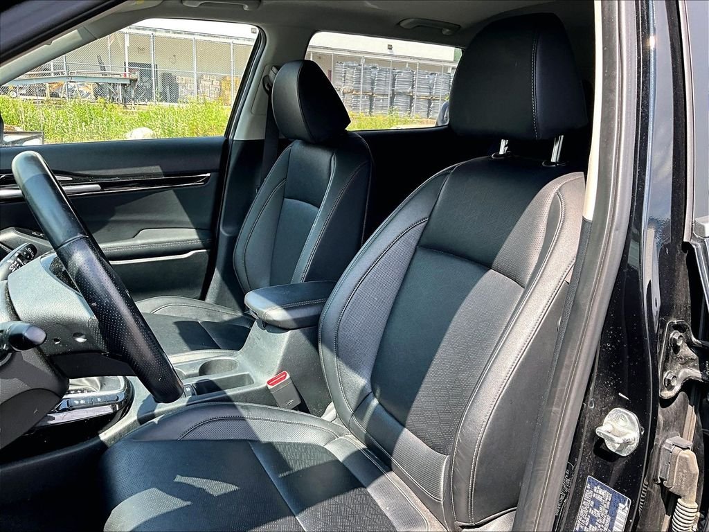 Used 2024 Fusion Black Kia SX image 10