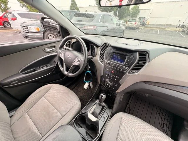 Used 2018 Black Hyundai 2.4 Base image 17