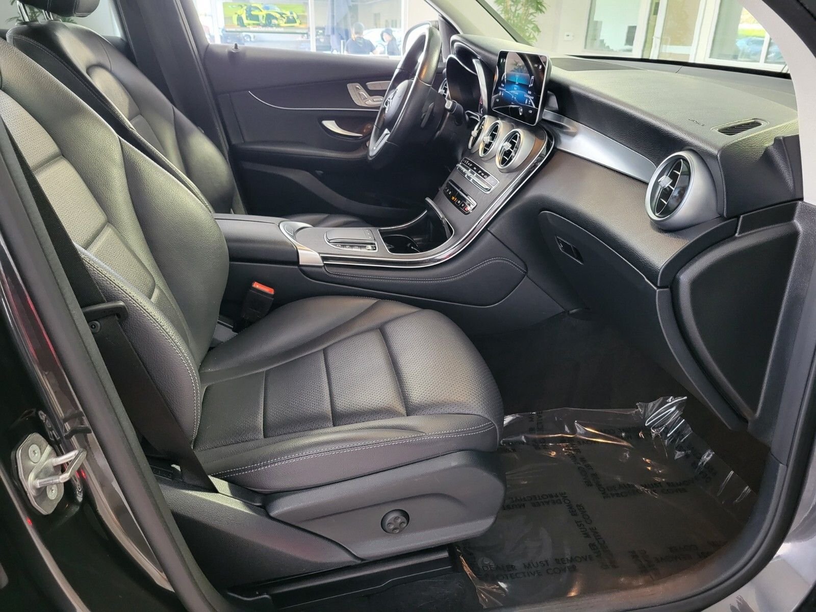 Used 2021 Gray Mercedes-Benz GLC 300 image 16