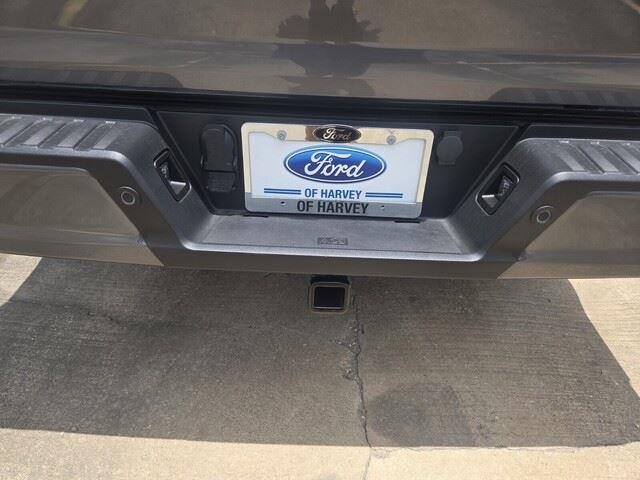 New 2026 Carbonized Gray Metallic Ford XLT image 30