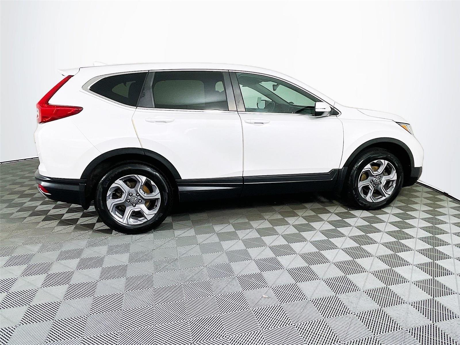 Used 2019 Platinum White Pearl Honda EX-L image 10