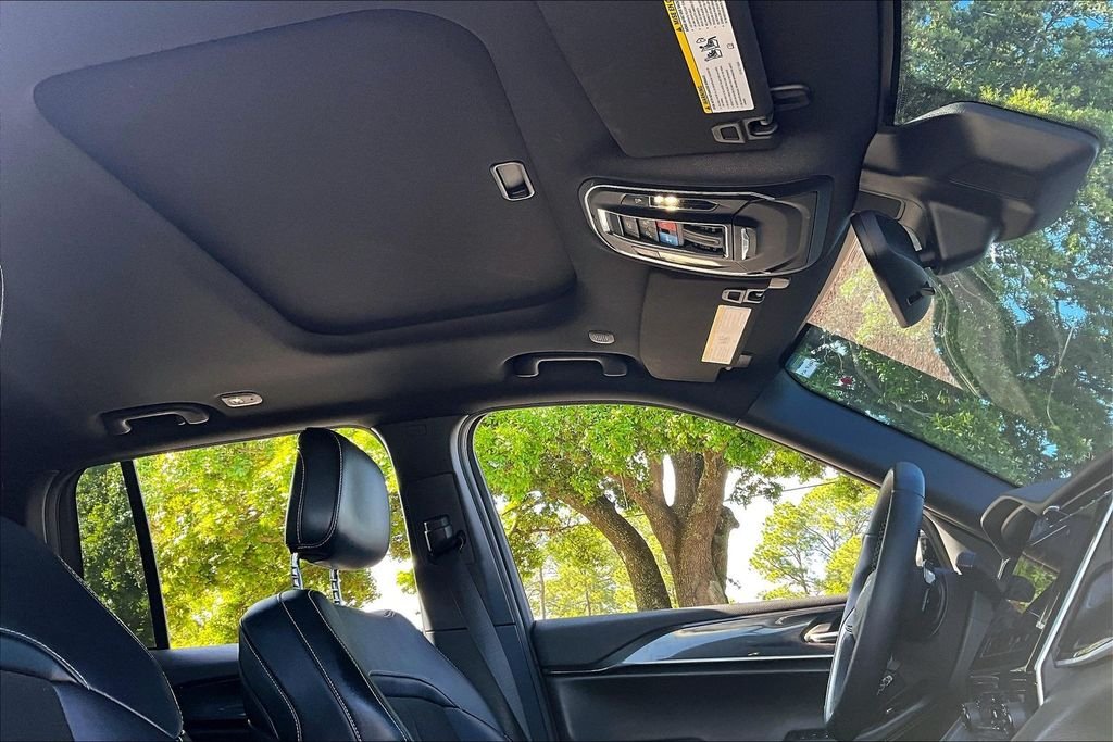 Used 2022 Black Jeep Altitude image 27