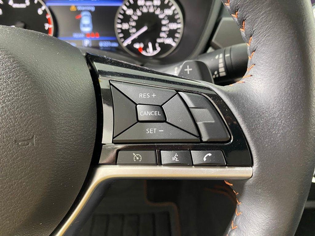 Used 2023 Pearl Nissan 2.5 SR image 15