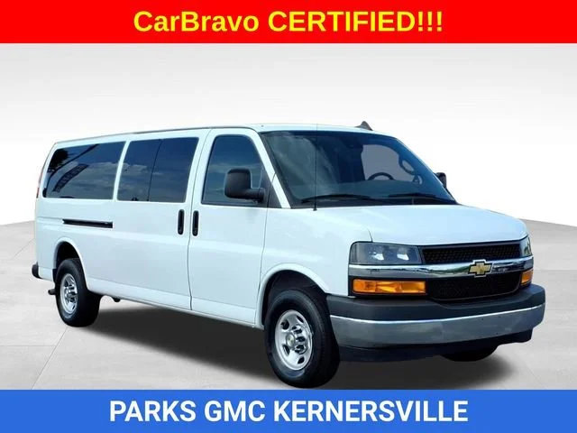 2024 Chevrolet Express 3500 LT Extended's photo