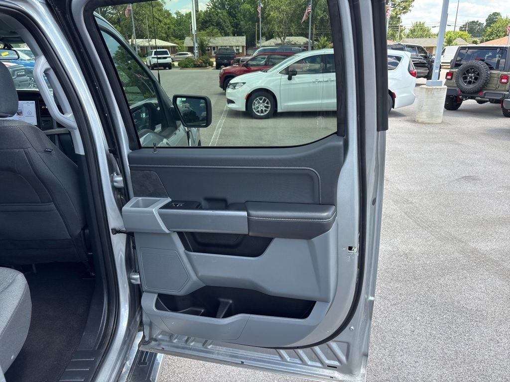 Certified Used 2025 Silver Ford XLT image 38