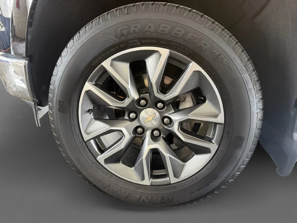 Used 2024 Black Chevrolet LT (2FL) image 15