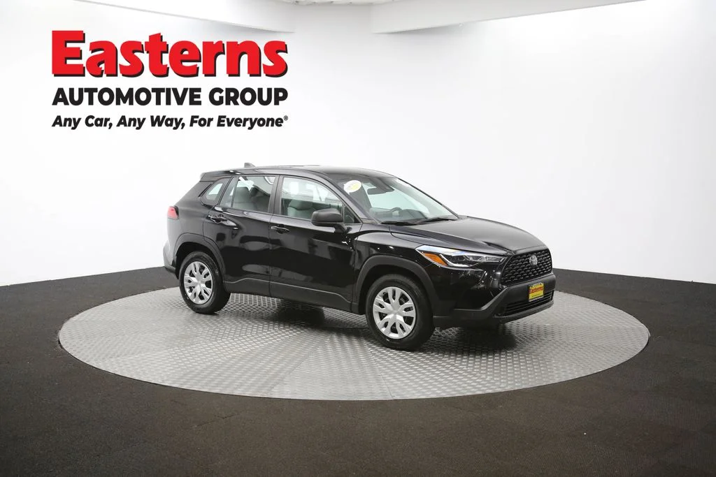 Used 2022 Black Toyota L image 46