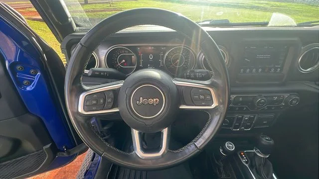 Used 2018 Blue Jeep Unlimited Sahara image 16