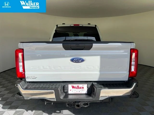 Used 2025 Avalanche Ford XLT image 6