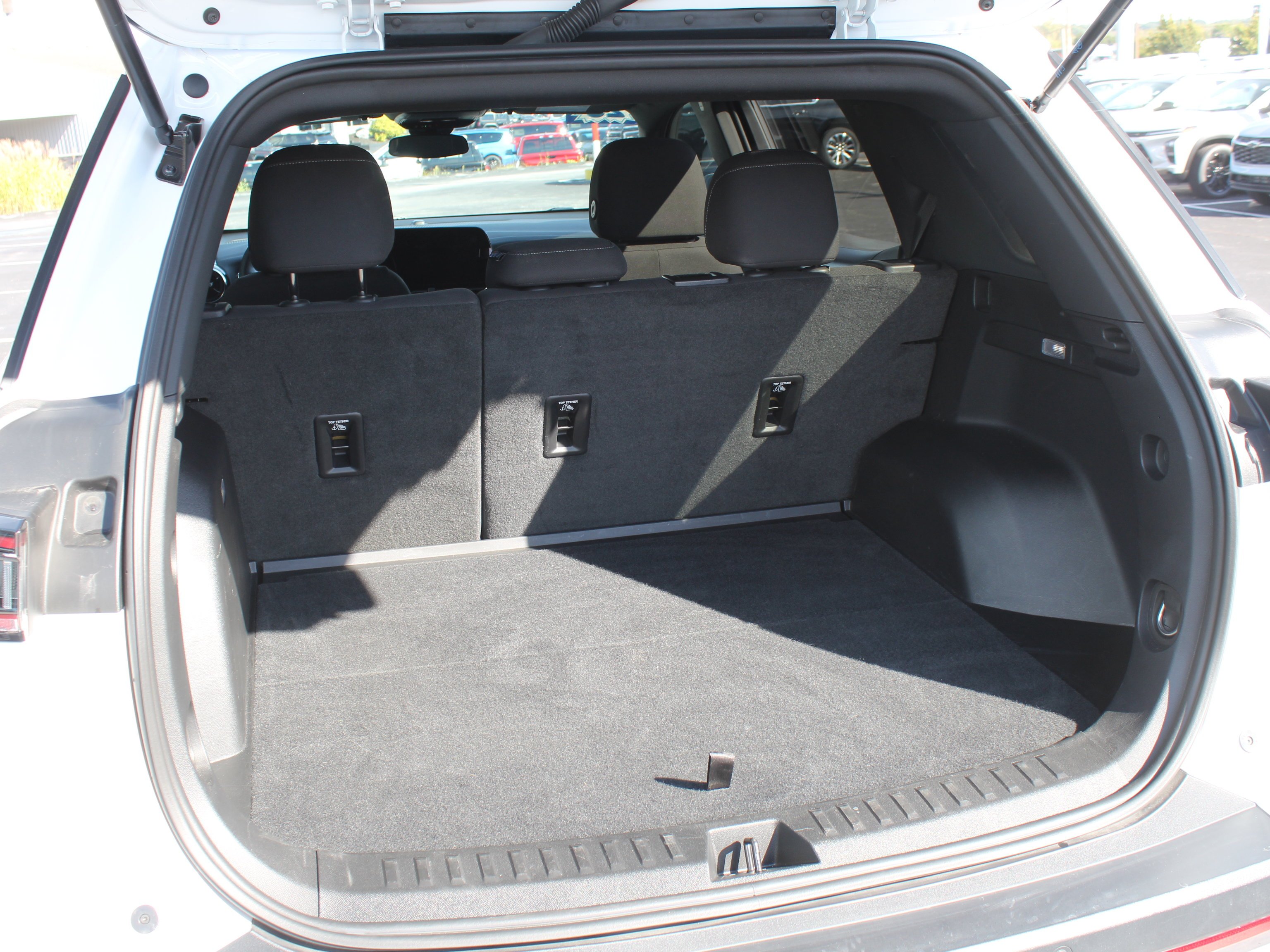 2025 Chevrolet Equinox LT - Photo 29