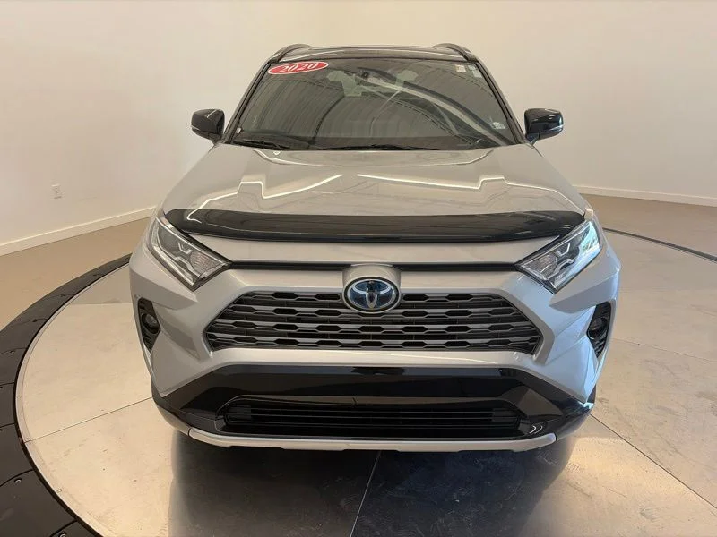 Used 2020 Silver Toyota XSE image 8