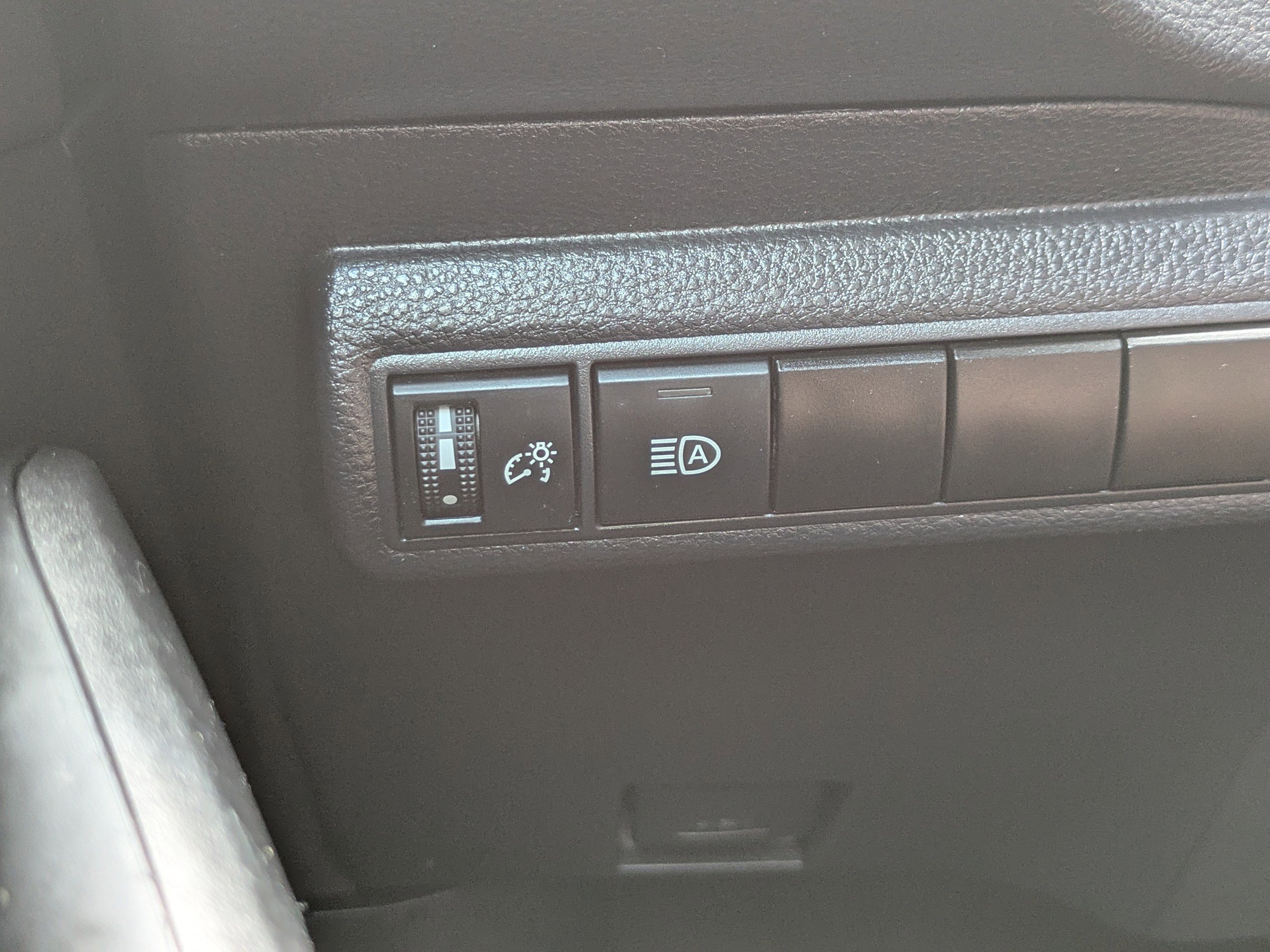 Used 2024 Blueprint Toyota LE image 27