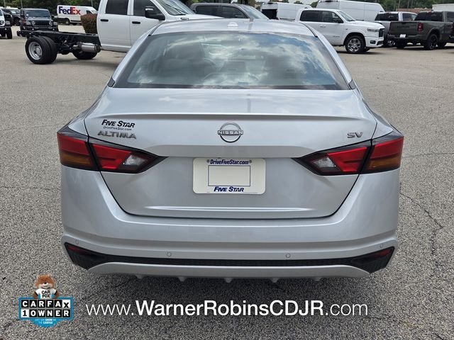 Used 2024 Silver Nissan 2.5 SV image 11