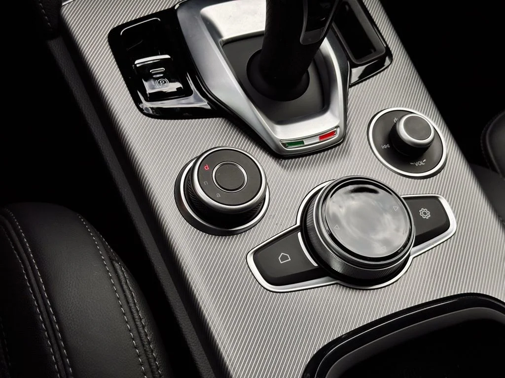 Used 2024 Blue Alfa Romeo Veloce image 15