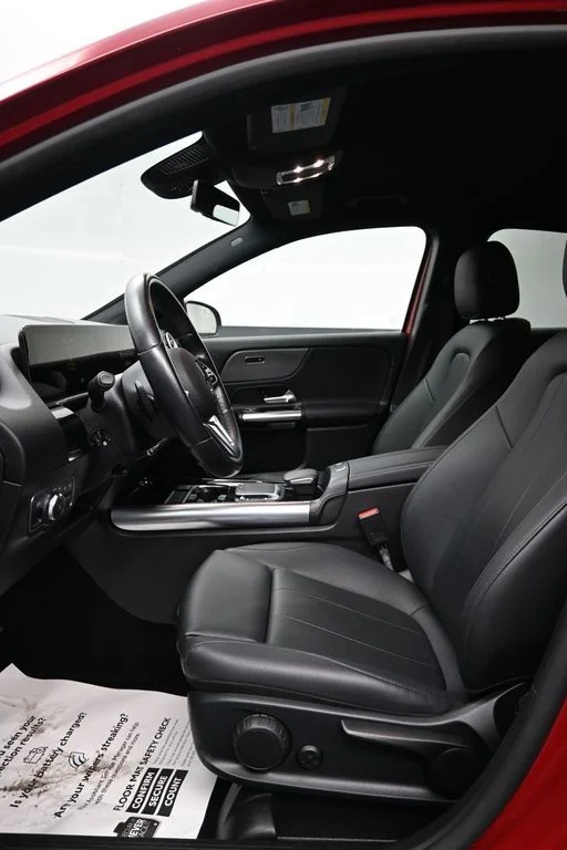 Used 2022  Mercedes-Benz GLA 250 image 9