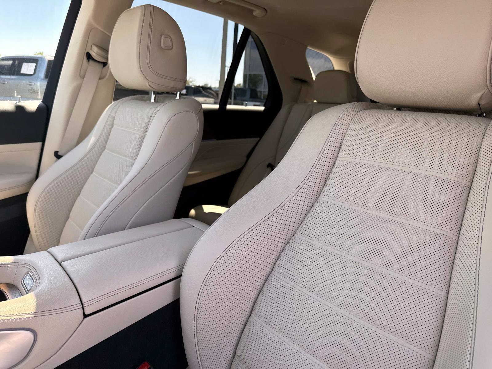 Certified Used 2022 Silver Mercedes-Benz 450 image 22