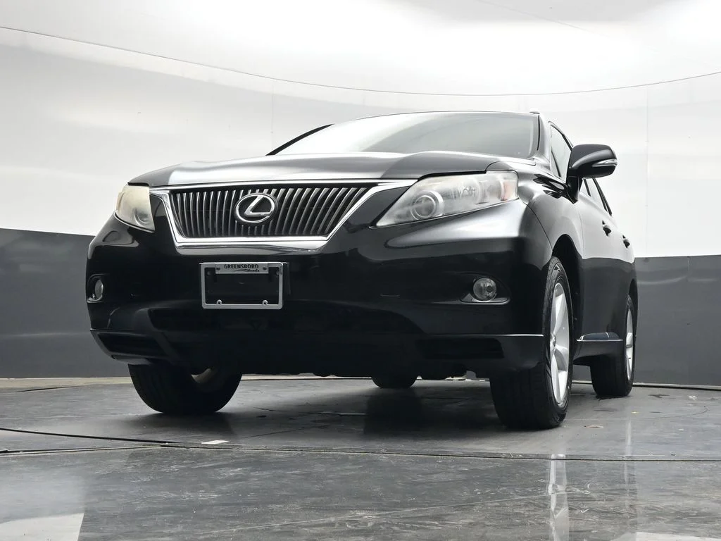 Used 2010  Lexus 350 image 28