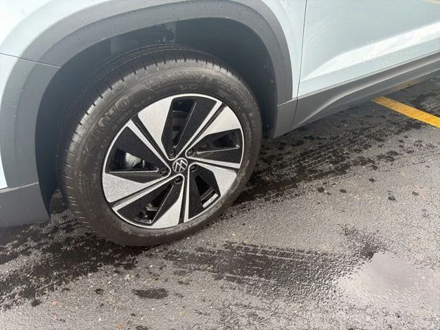 New 2026 Monument Gray Volkswagen 1.5T SE image 13