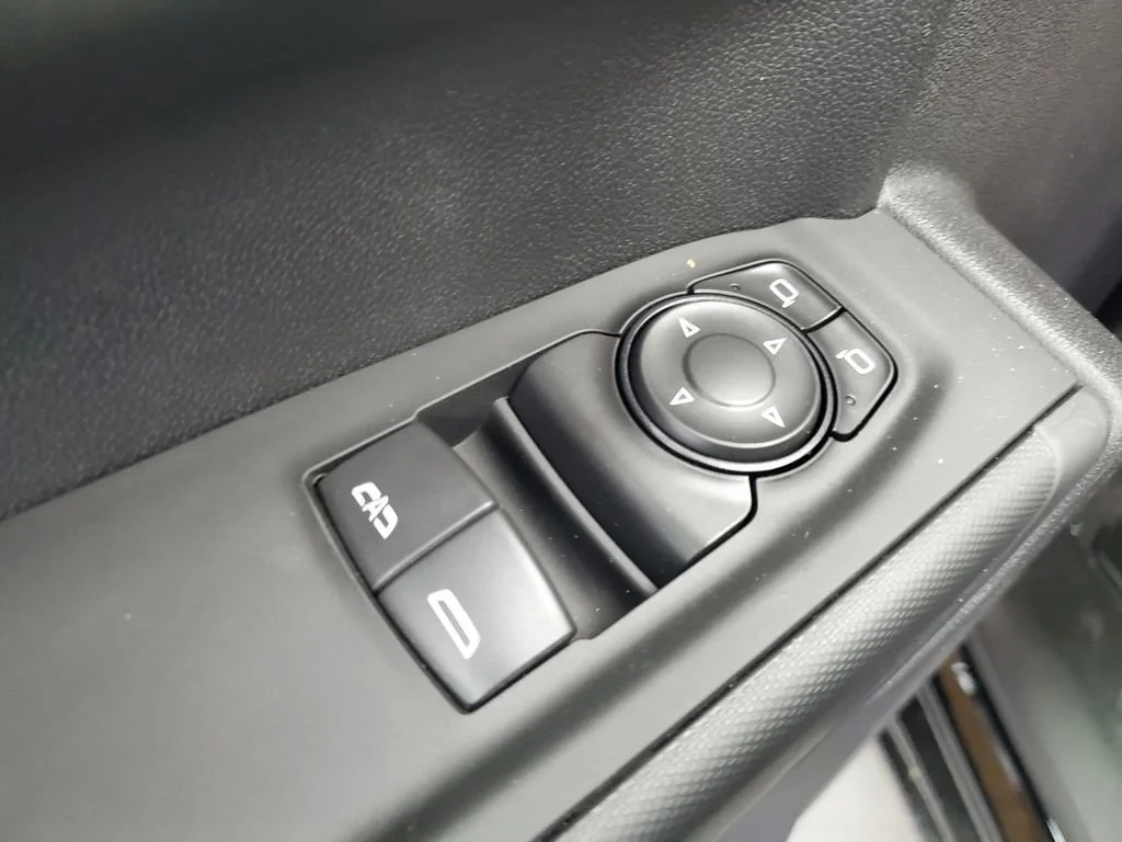 2026 GMC Sierra 1500 Pro - Photo 8
