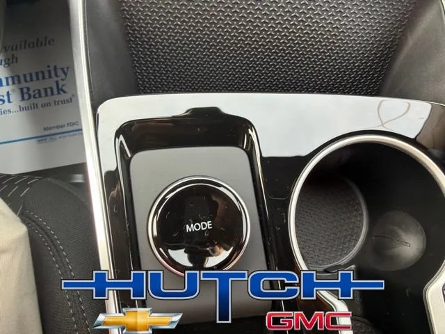 New 2027 Lakeshore Blue Metallic Chevrolet LT image 30