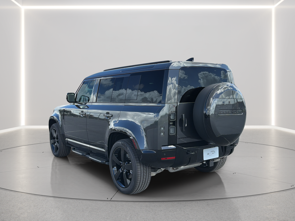 New 2026 Carpathian Grey Land Rover X-Dynamic SE image 15