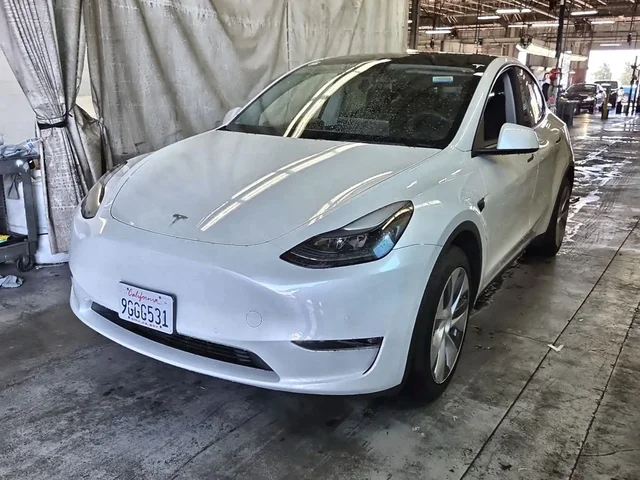 2022 Tesla Model Y Long Range