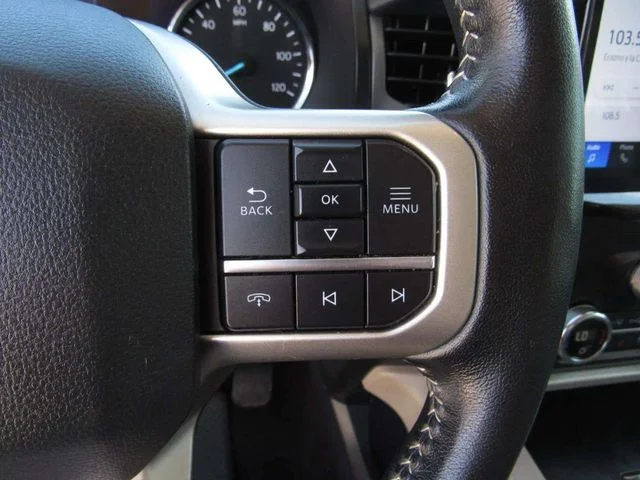 Used 2022 White Metallic Ford XLT image 27