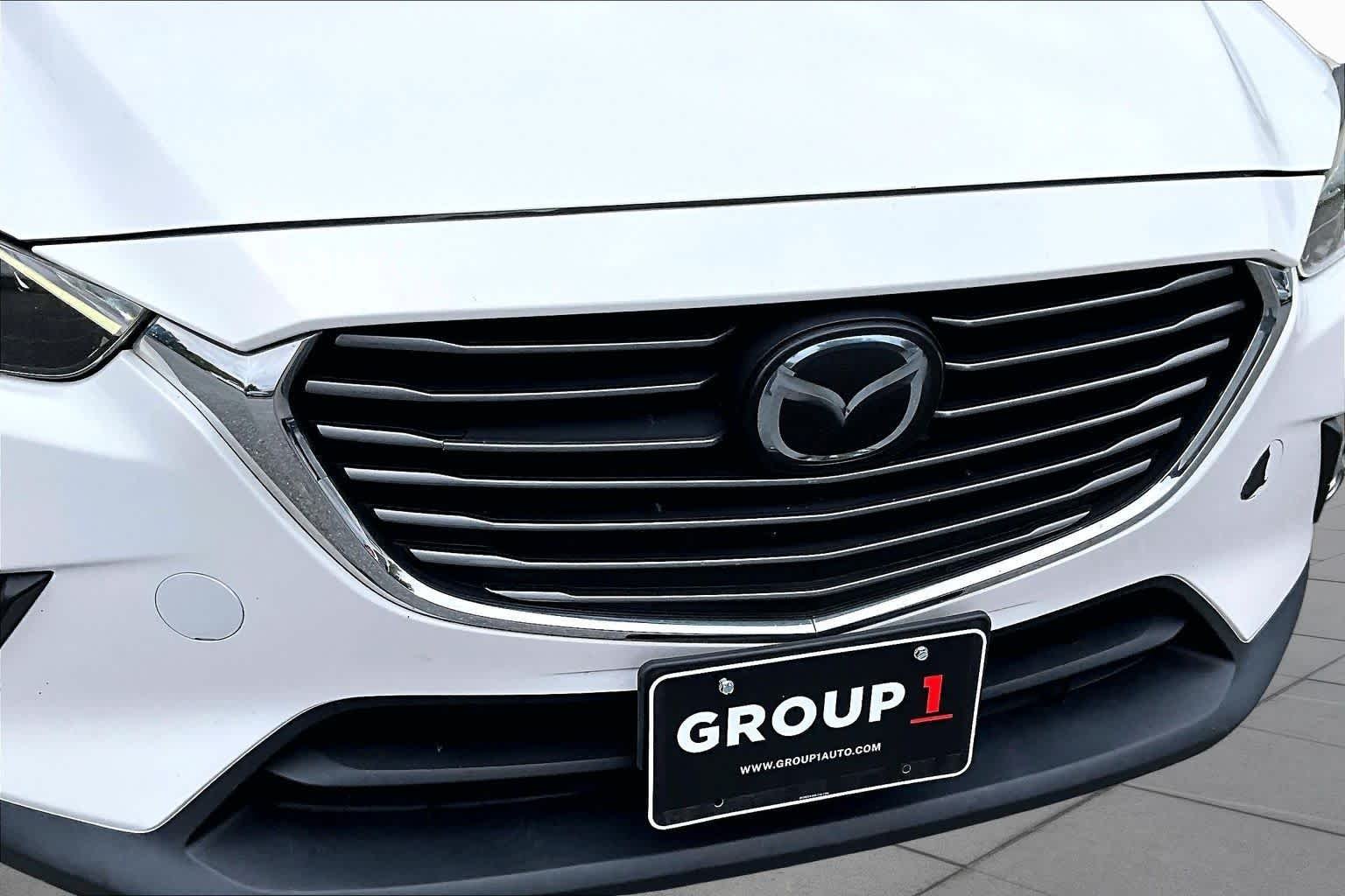 Used 2017 Crystal White Pearl Mica Mazda Grand Touring image 30