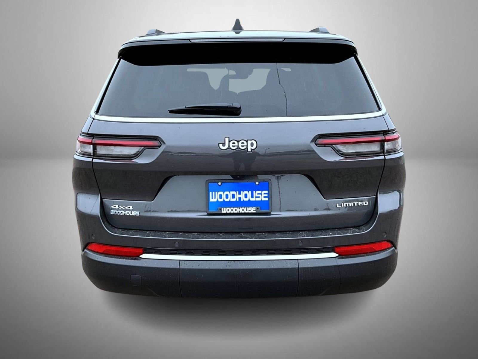 New 2026 Baltic Gray Metallic Clear-Coat Exterior Paint Jeep Limited image 6