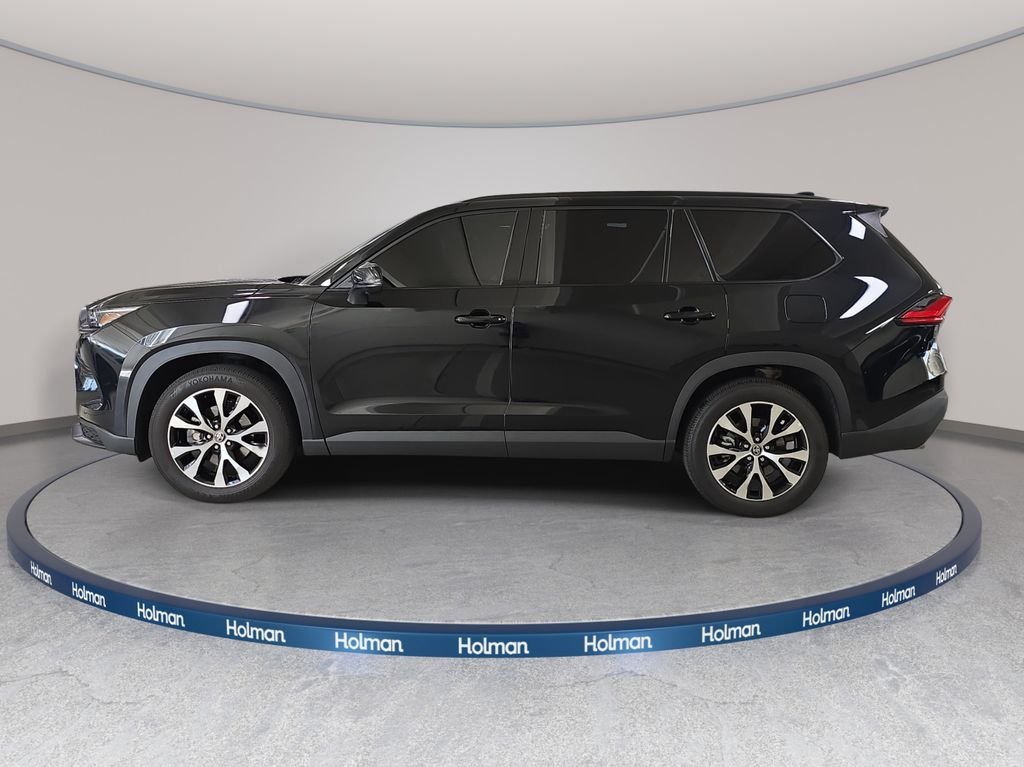Used 2024 Midnight Black Metallic Toyota MAX Limited image 11