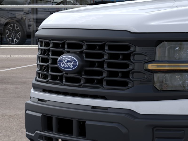 New 2026 Oxford White Ford XL image 17