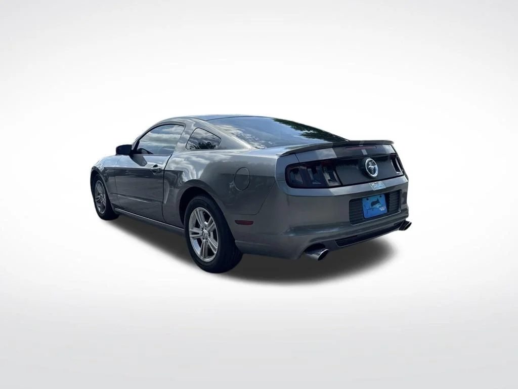 Used 2013 Sterling Gray Metallic Ford V6 image 6