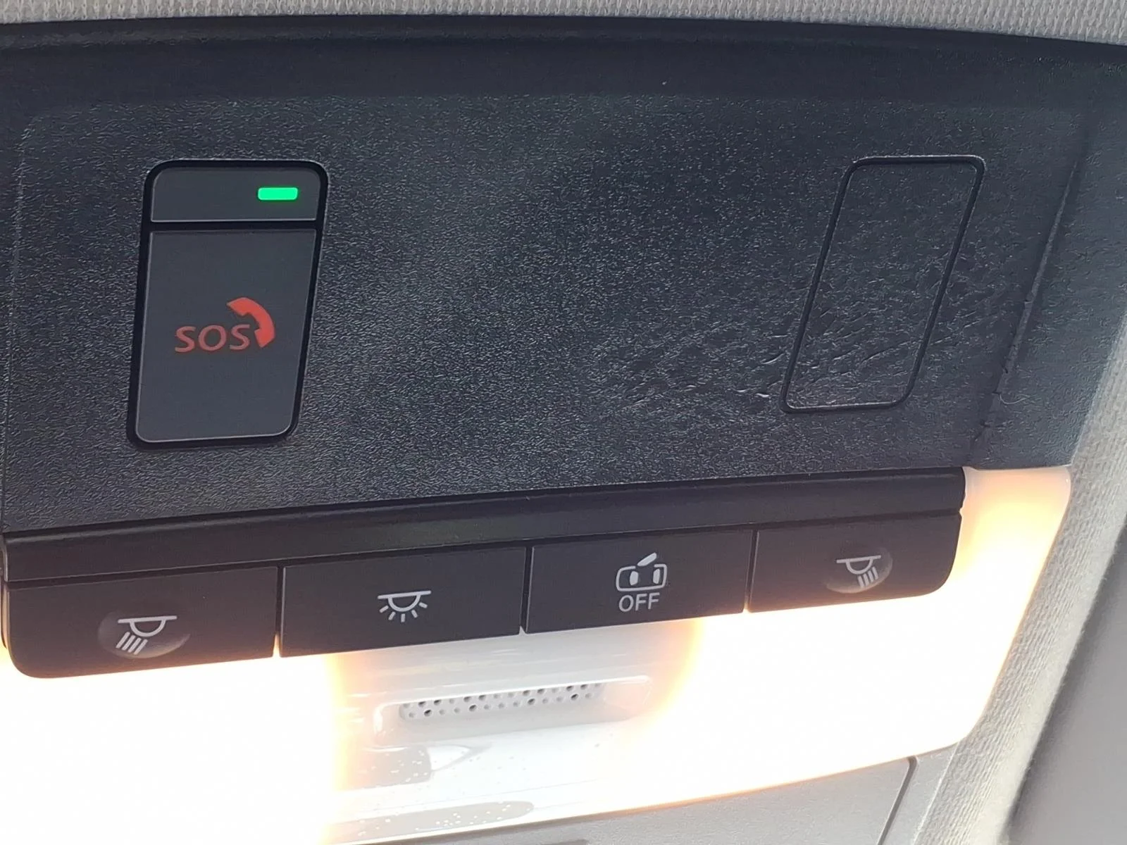 Used 2025 Gun Metallic Nissan SV image 26