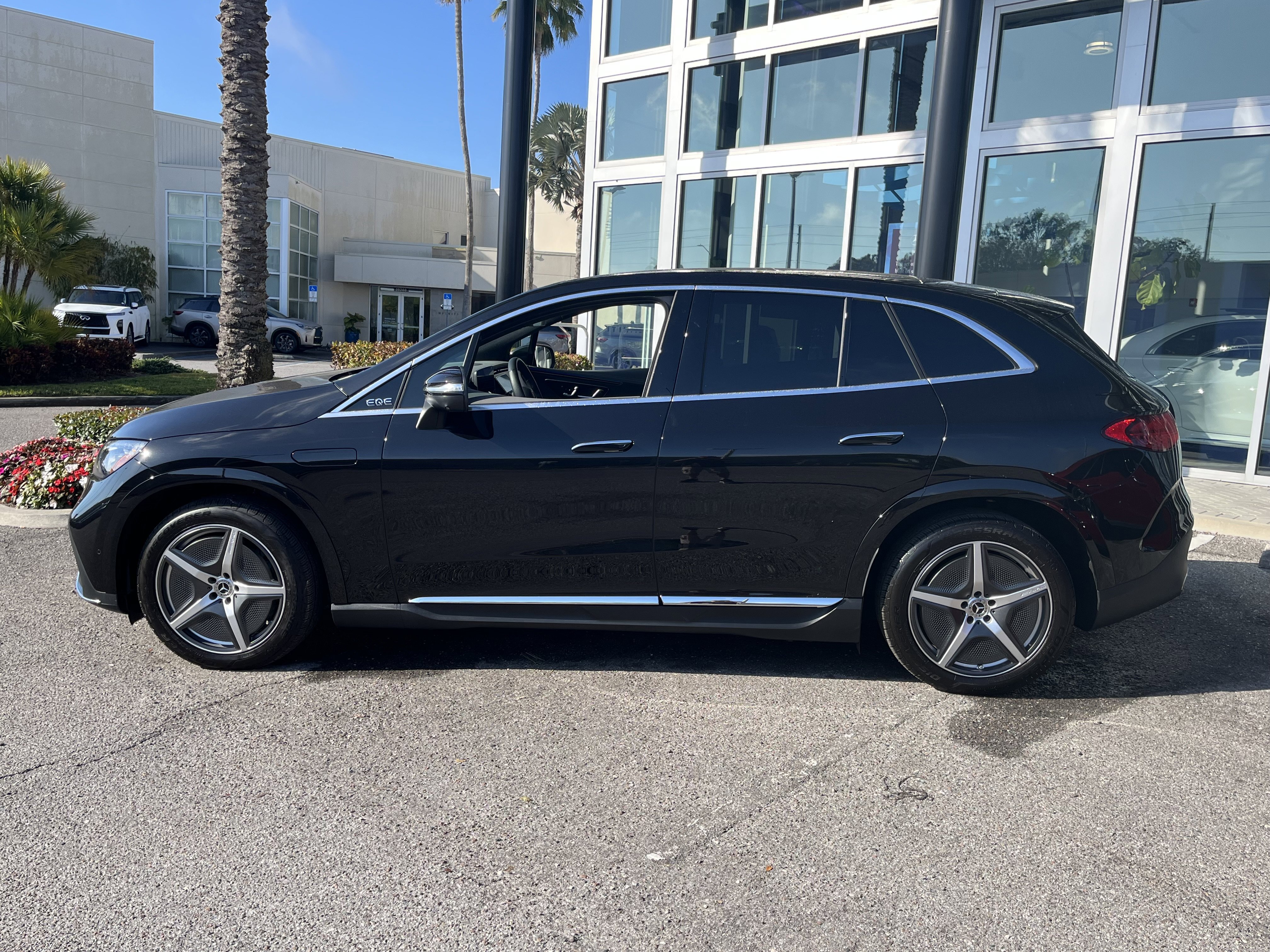 New 2026 OBSIDIAN BLACK Mercedes-Benz EQE 320 image 3
