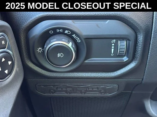 2025 Jeep Wrangler 4-Door Sport S - Photo 37