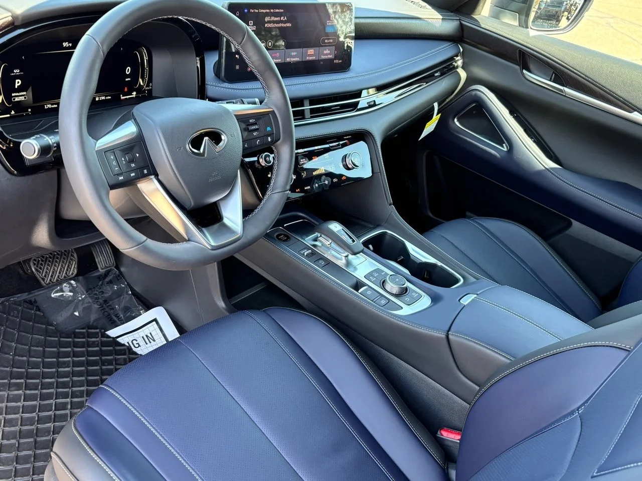 Certified Used 2026 Mineral Black INFINITI Sport image 15