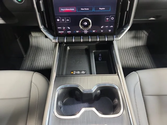 New 2026 Glacier White Tricoat GMC Elevation image 11