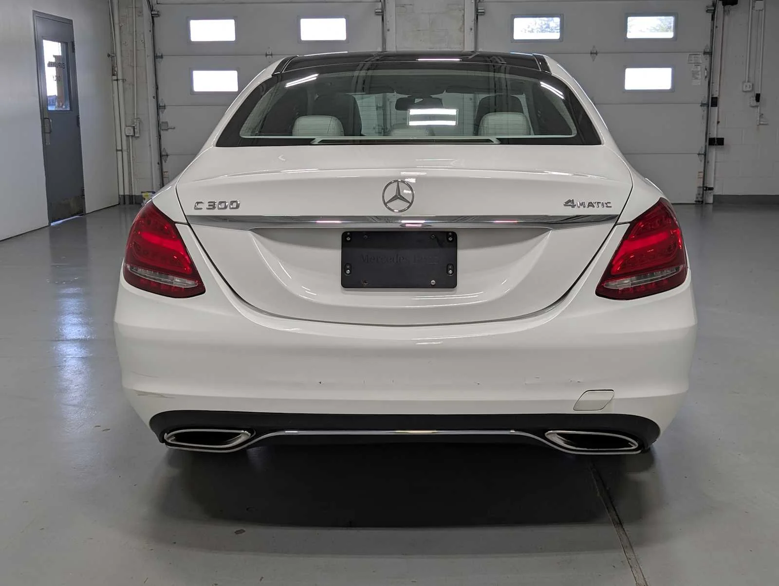 Used 2015 Polar White Mercedes-Benz C 300 image 9