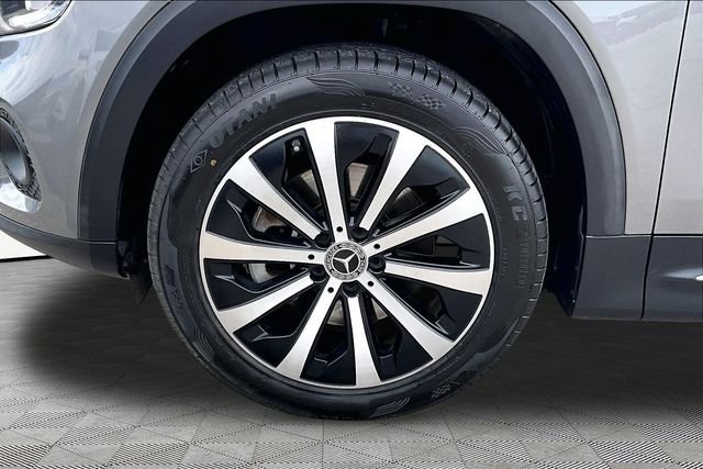 Used 2020  Mercedes-Benz GLB 250 image 8