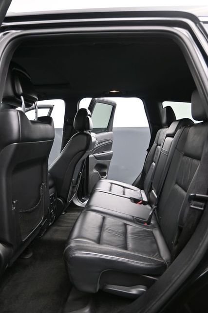 Used 2015 Black Jeep Limited image 11
