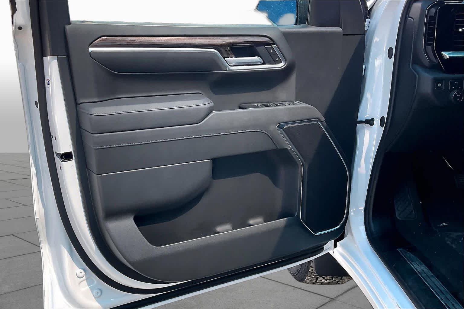 2026 Chevrolet Silverado 1500 RST - Photo 10