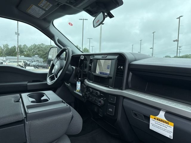 2026 Ford F-350 Super Duty XL - Photo 13