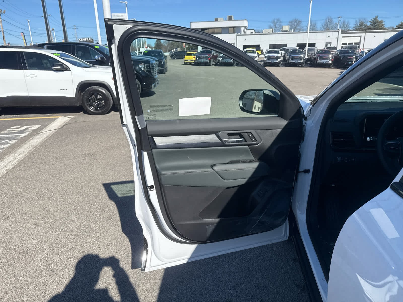 2026 GMC Terrain AT4 - Photo 17