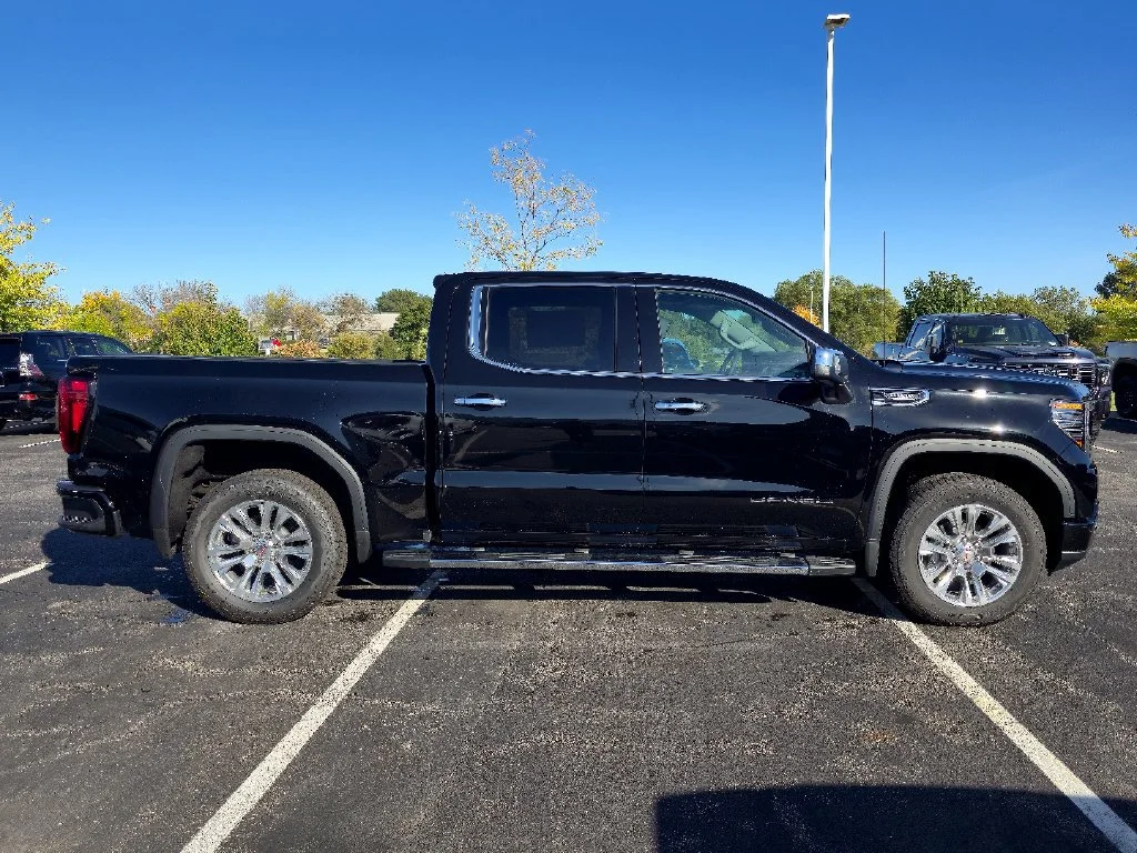 2026 GMC Sierra 1500 Denali - Photo 11
