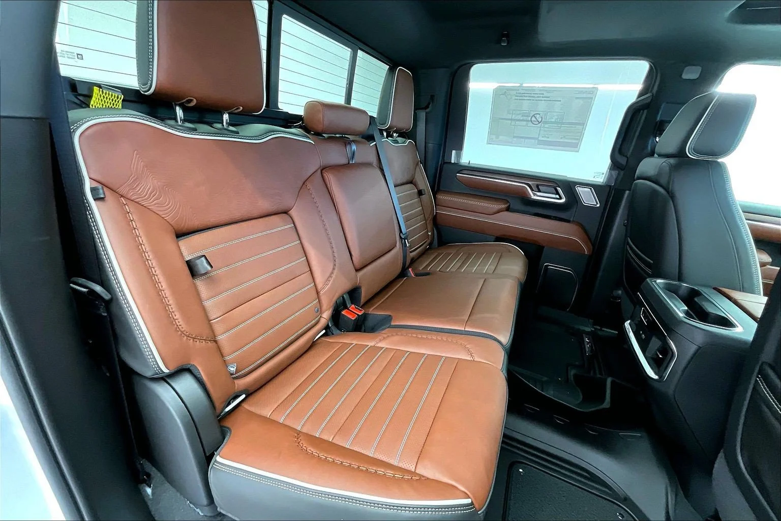 New 2026 Glacier White Tricoat GMC Denali Ultimate image 10