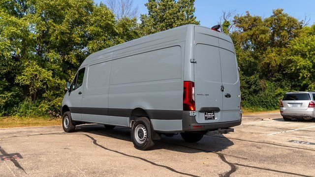New 2025 Blue Gray Mercedes-Benz Cargo 170 WB image 8
