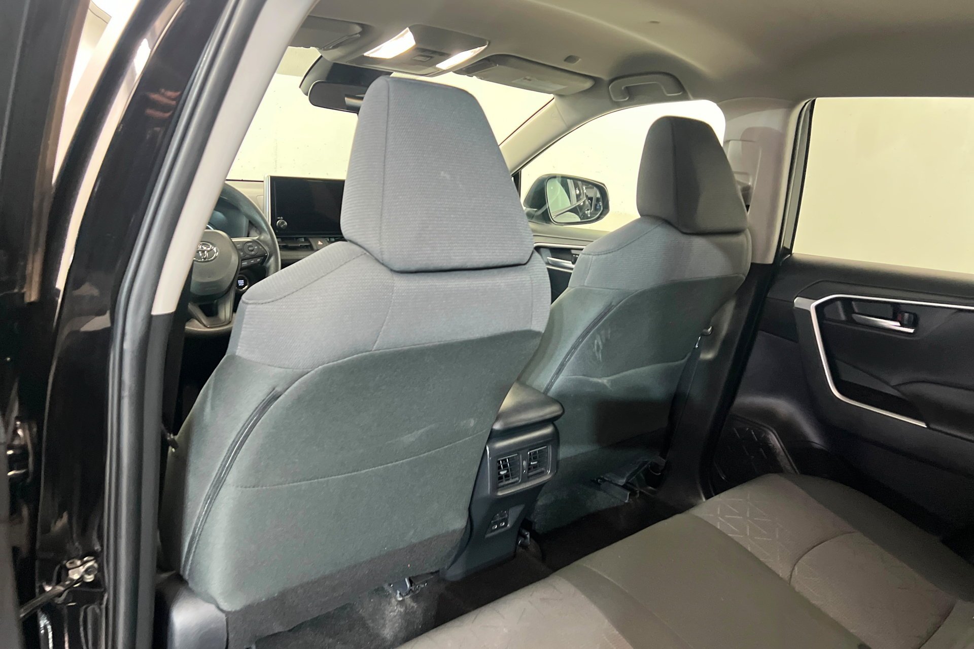Used 2025 Midnight Black Metallic Toyota XLE image 20