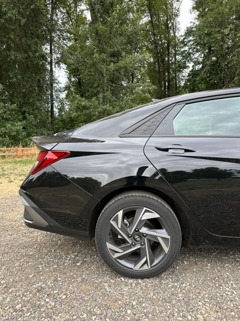 Certified Used 2025 Abyss Black Hyundai SEL Sport image 6