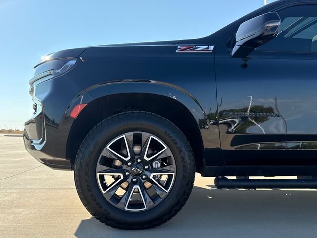 Used 2022 Black Chevrolet Z71 image 5