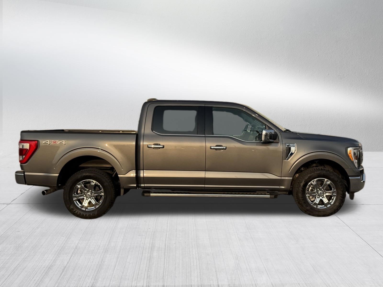 Certified Used 2023 Carbonized Gray Metallic Ford LARIAT image 8
